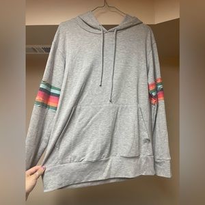 Women’s lightweight sweatshirt